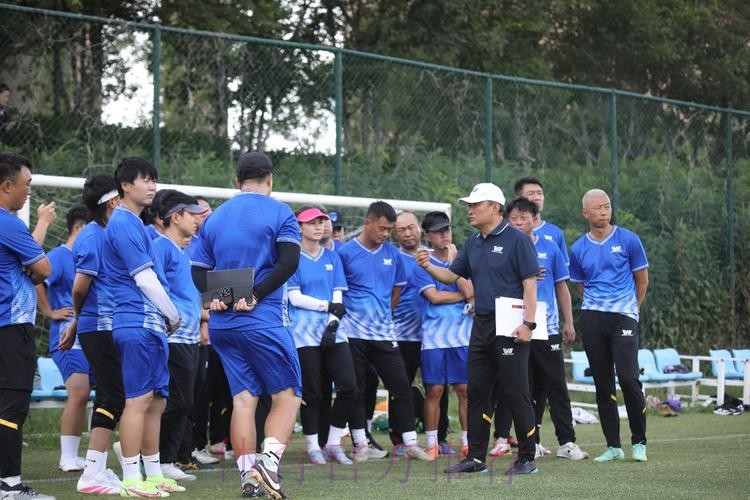 中国足协2025年第四期女足教练员技能提升培训班顺利结束 中国足协2025年第四期女足教练员技能提升培训班顺利结束